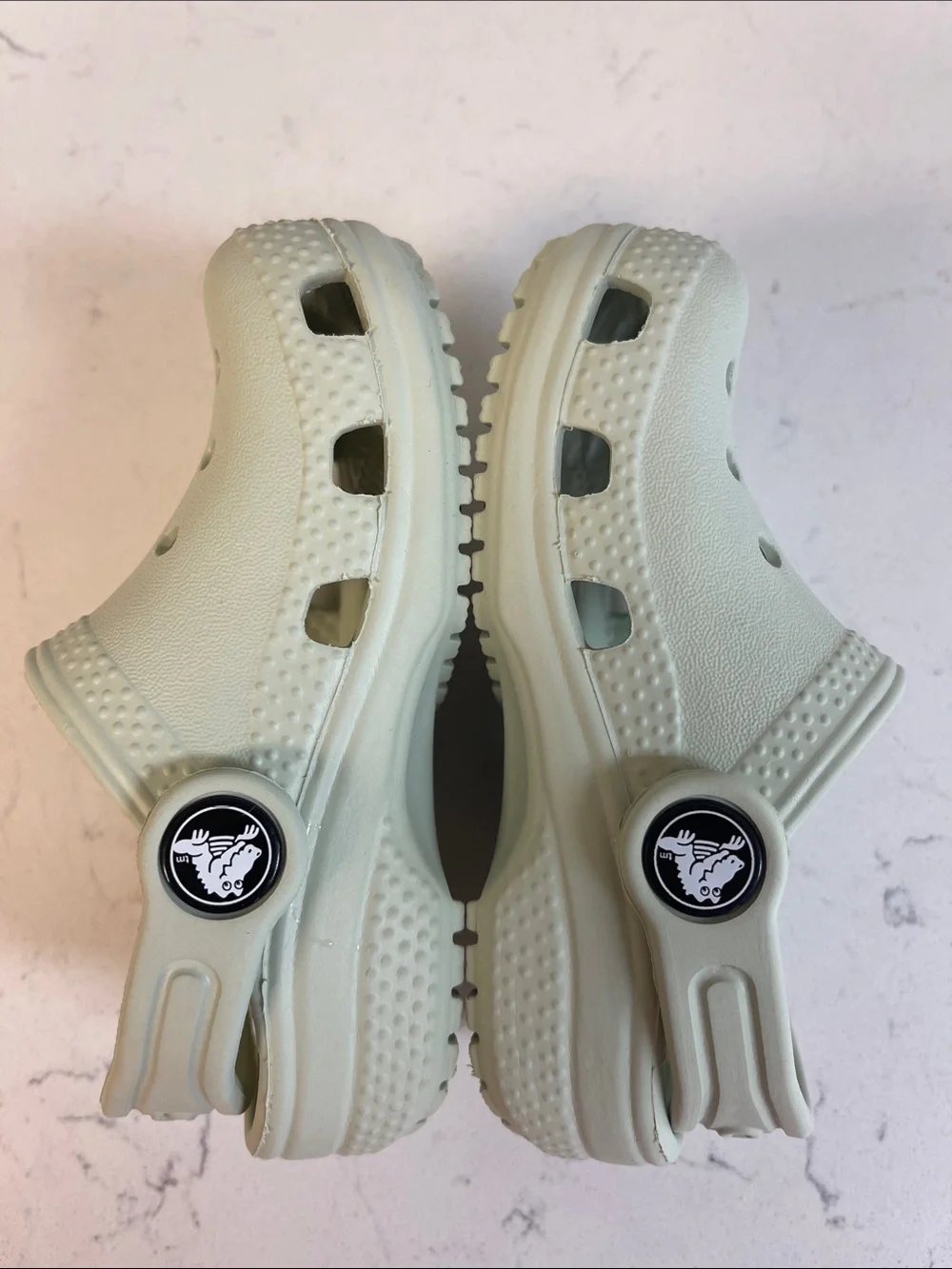 Crocs Classic Clog - Plaster - Celery Green - Size 6 Style Number 206990